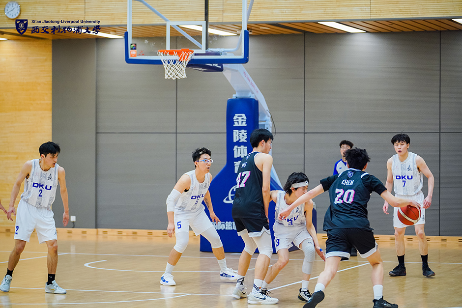 3-0大胜后的@埃尔切足球俱乐部 为大家带来一段胜利之舞